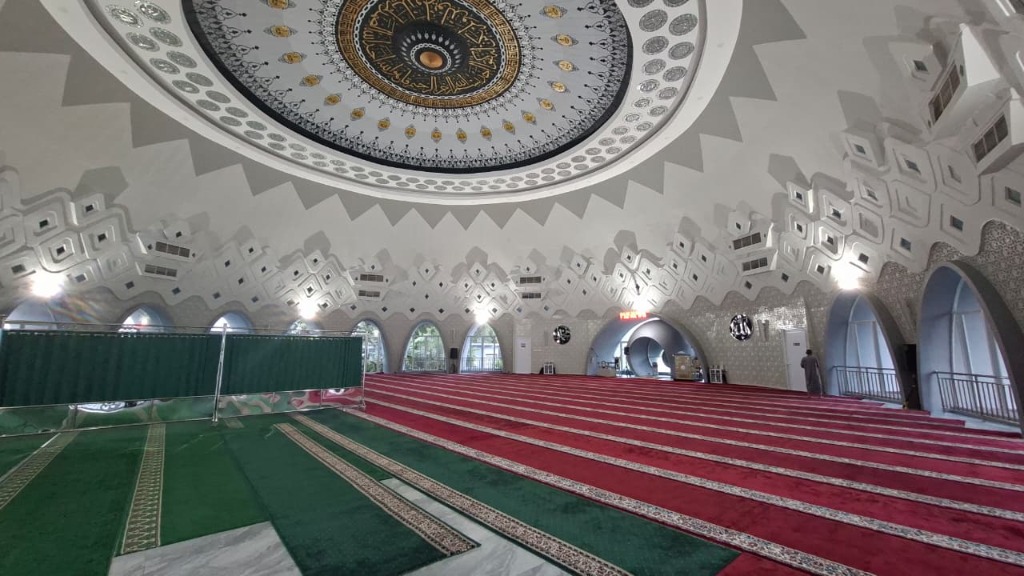 Ruang Utama (Masjid)